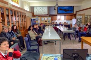 03.04.2015_kafeneio_ton_gynaikon_-_apostoli_pinelopi_gandhi_sto_horio_shinokapsala_d._ierapetras